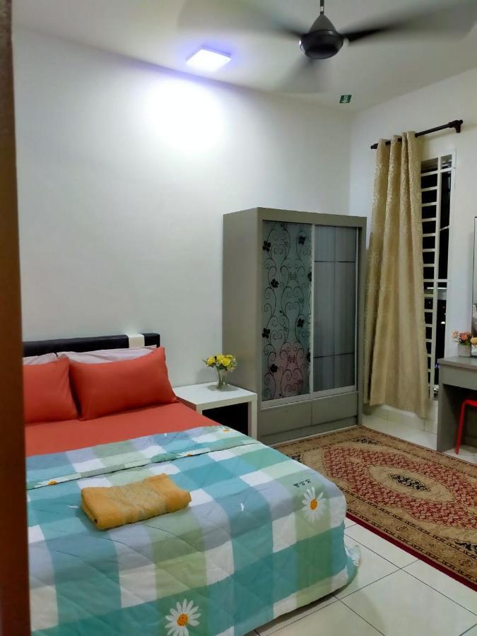 Homestay Semenyih 3 Bedroom Apartment By Kasyaf Exterior photo