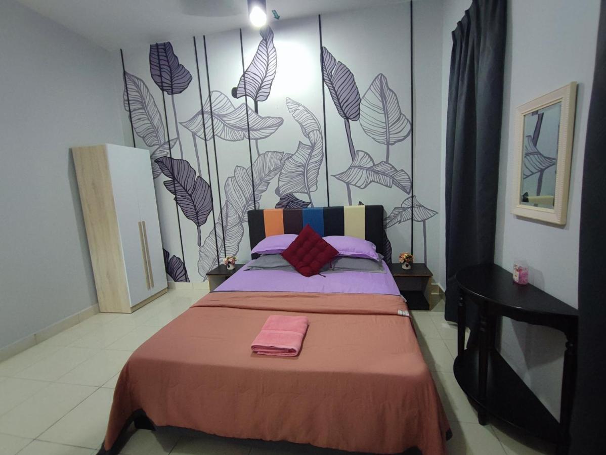 Homestay Semenyih 3 Bedroom Apartment By Kasyaf Exterior photo