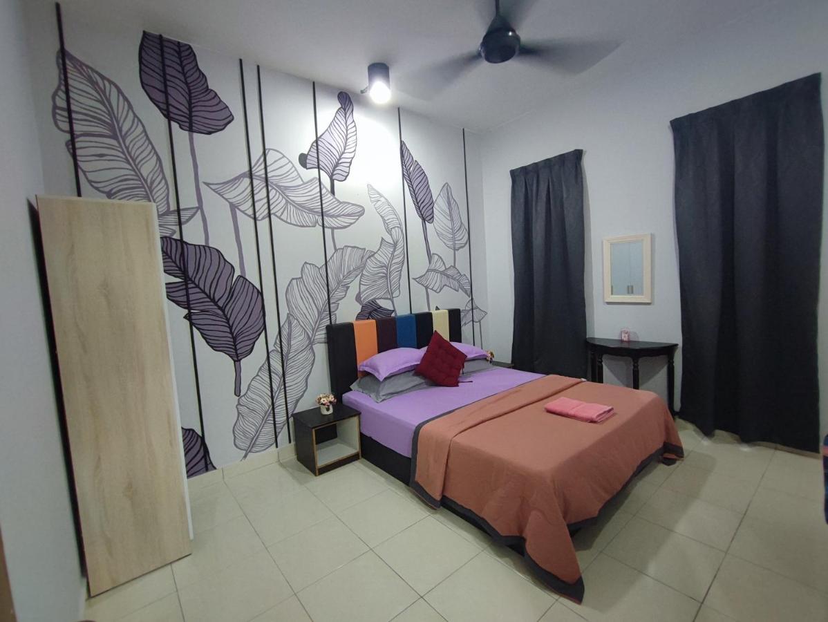 Homestay Semenyih 3 Bedroom Apartment By Kasyaf Exterior photo