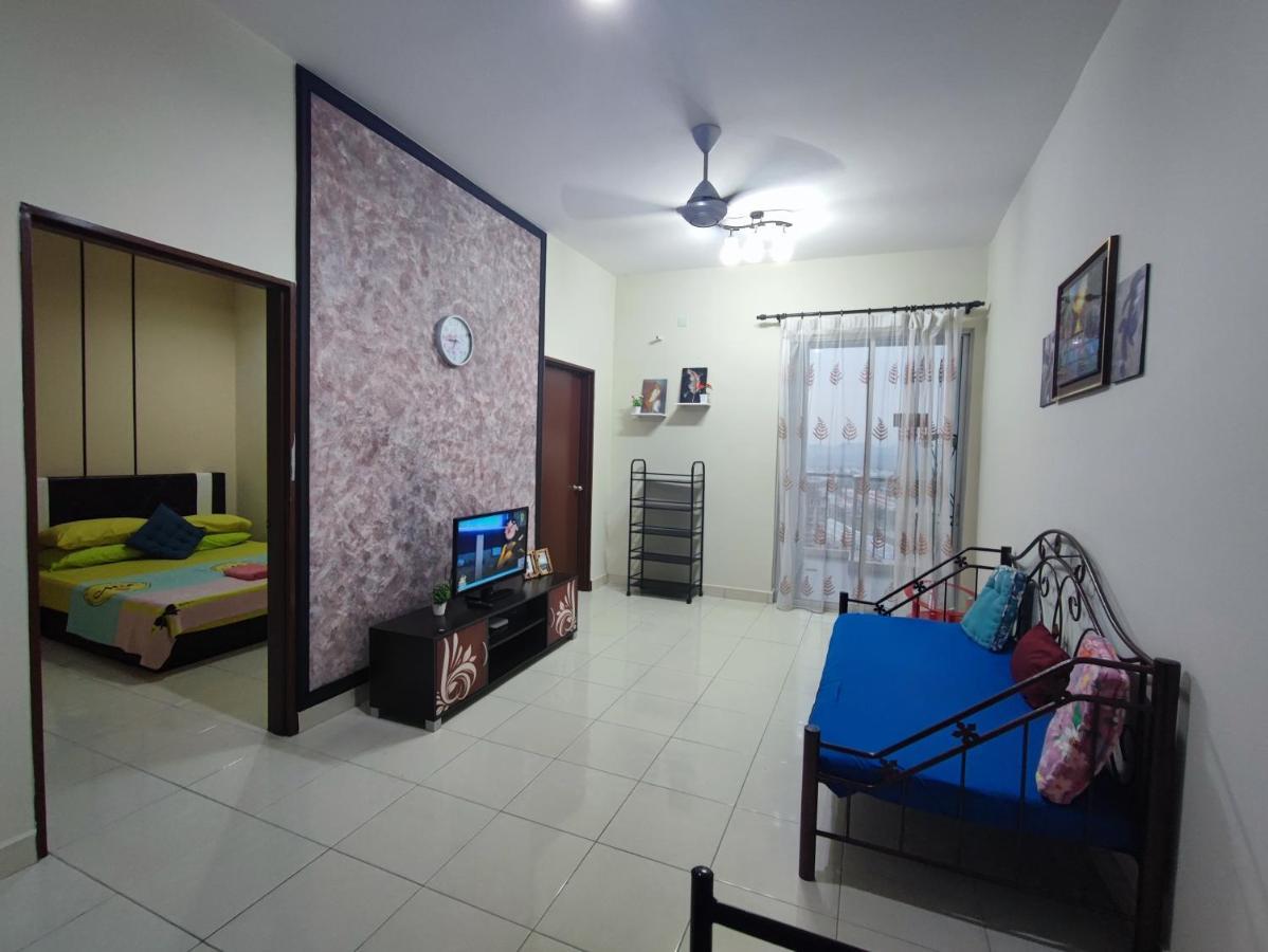 Homestay Semenyih 3 Bedroom Apartment By Kasyaf Exterior photo