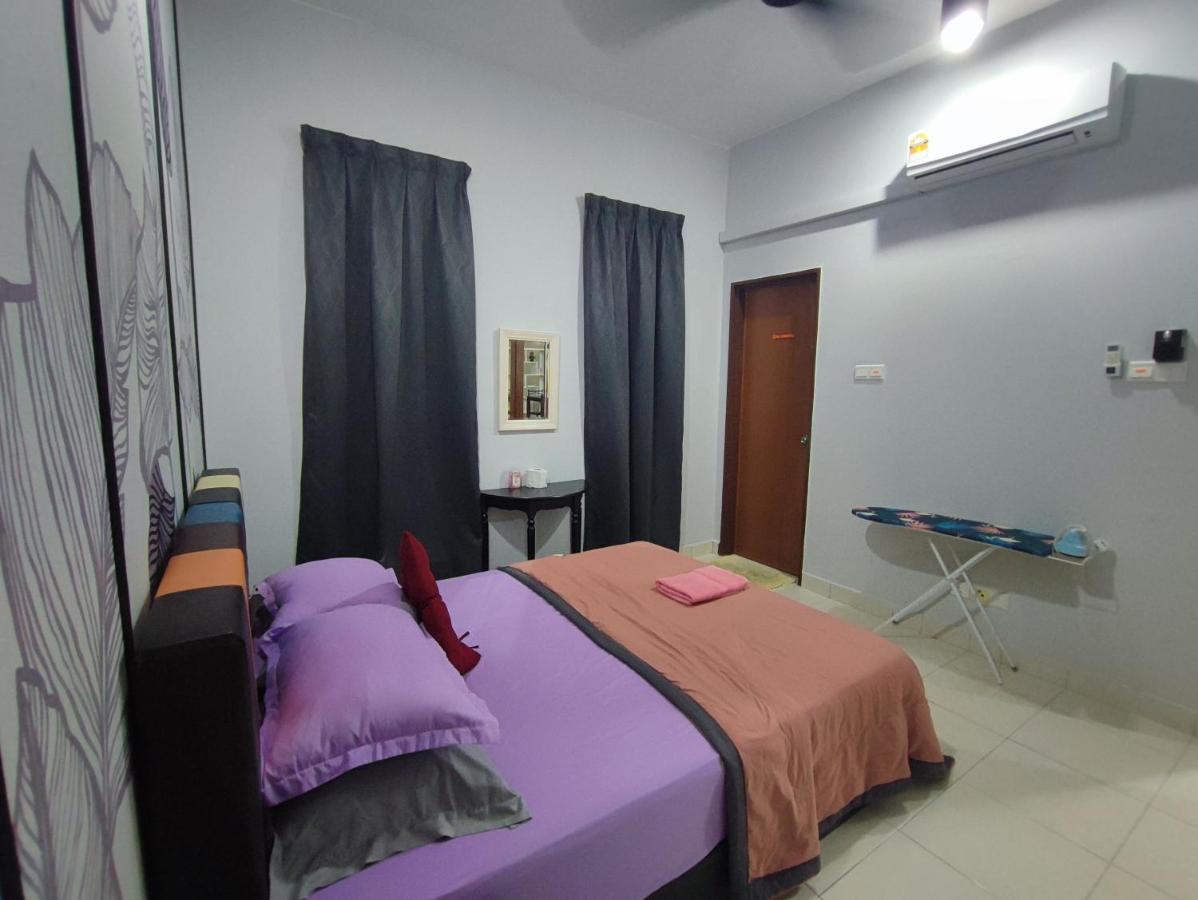 Homestay Semenyih 3 Bedroom Apartment By Kasyaf Exterior photo