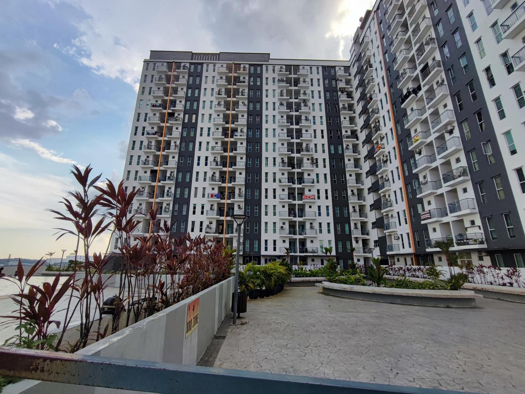 Homestay Semenyih 3 Bedroom Apartment By Kasyaf Exterior photo
