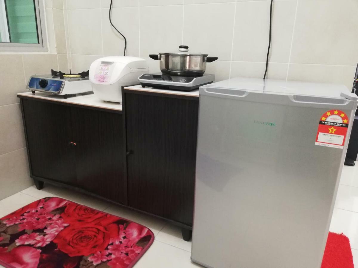 Homestay Semenyih 3 Bedroom Apartment By Kasyaf Exterior photo