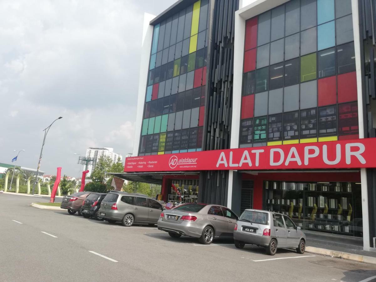 Homestay Semenyih 3 Bedroom Apartment By Kasyaf Exterior photo